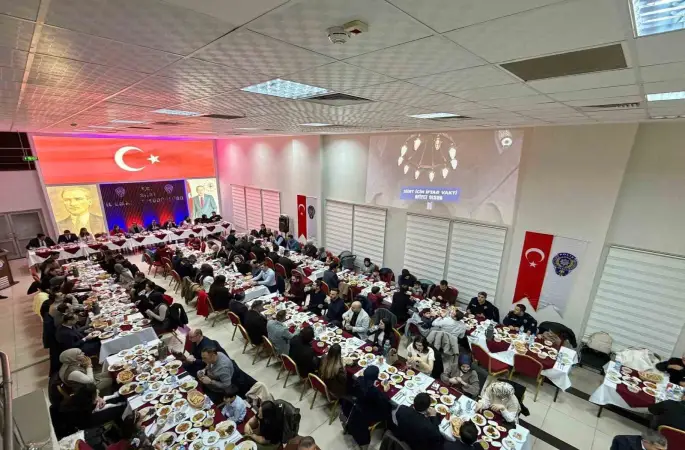 Siirt’te yargı ve emniyet mensupları iftarda buluştu
