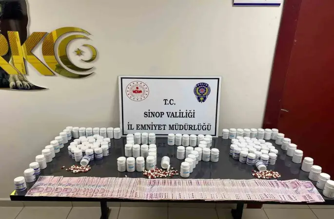Sinop’ta 6 bin 245 uyuşturucu hap ele geçirildi: 2 tutuklama
