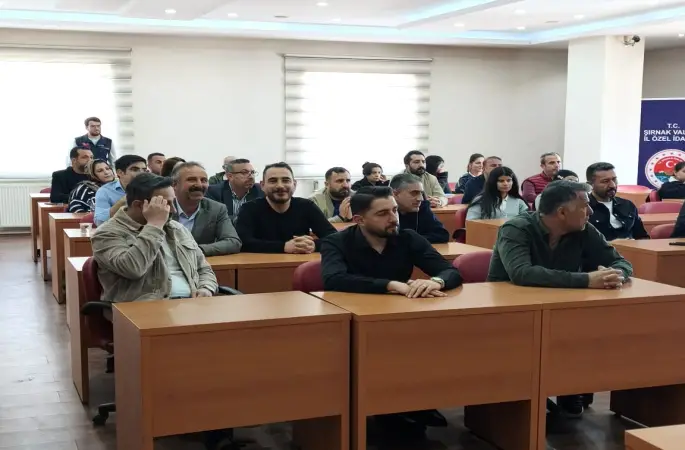 Şırnak’ta AFAD, kamu personeline KBRN ve afet farkındalık semineri
