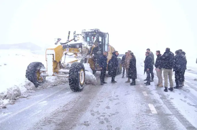 Şırnak’ta yoğun kar alarmı: Kriz masası aktif, yollar için seferberlik
