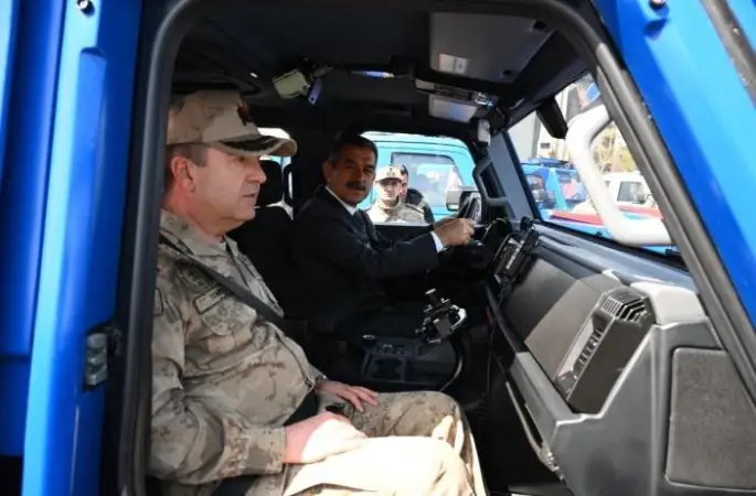 Şırnak’ta zırhlı araçlar hizmete alındı
