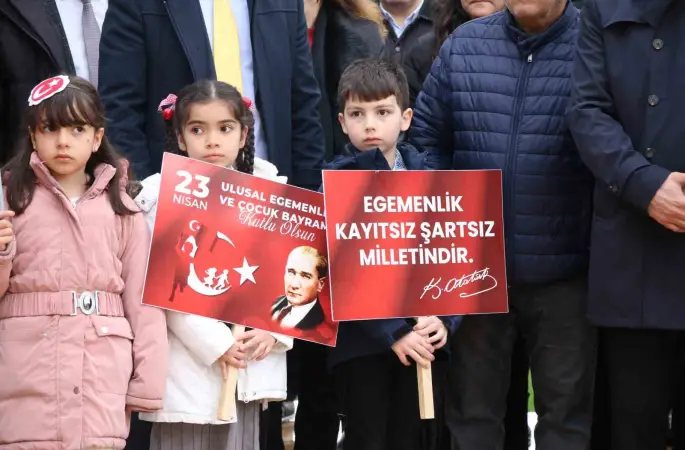 Sivaslı minik vali,hedefinde Cumhurbaşkanlığı olduğunu söyledi
