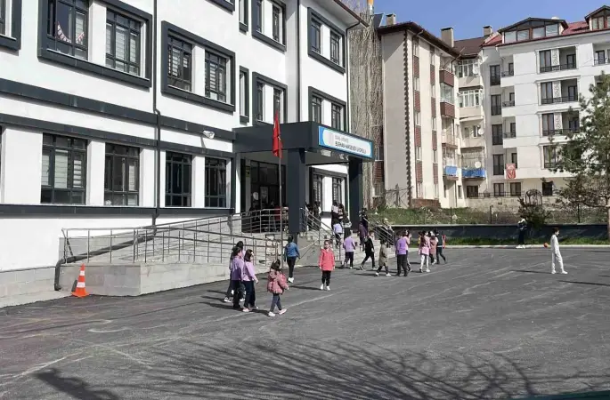 Sivas’ta eğitim sendikalarının iş bırakma çağrısı karşılık bulmadı
