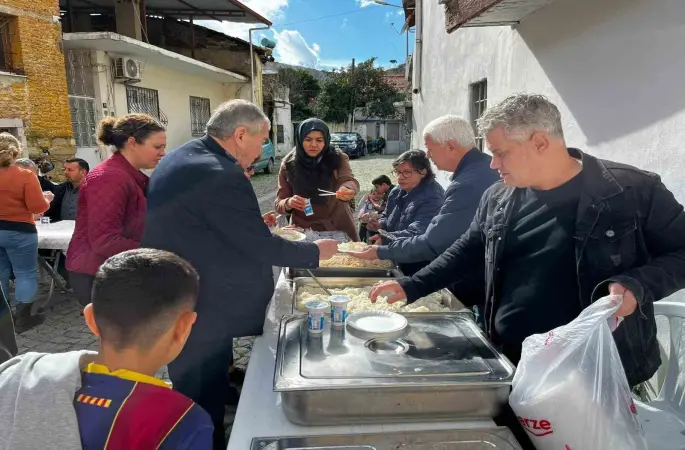 Söke Kent Konseyi Kadın Meclisi’nden ‘Sevgi Aşı’ Etkinliği
