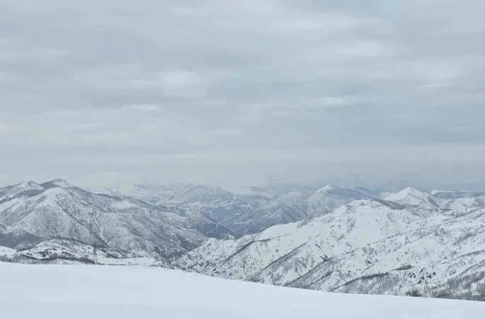 Sülbüs Dağı’nda zorlu kış tırmanışı
