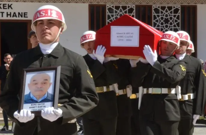 Taşova’nın son Kore gazisi son yolculuğuna uğurlandı
