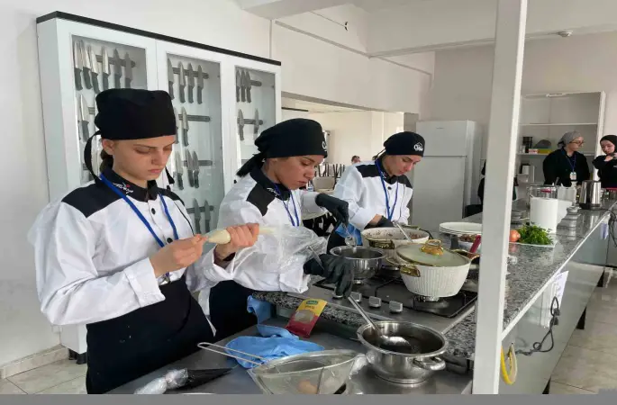 Tatvan’da "2. Uluslararası Gastronomi Yarışması" düzenlendi
