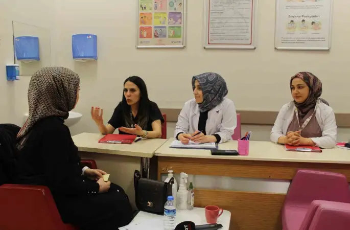 Tatvan’da ücretsiz gebelik eğitimiyle anne adaylarının kaygıları azalıyor
