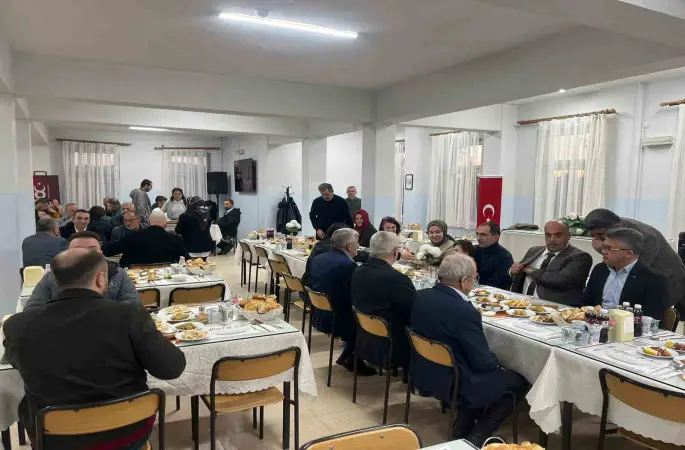 Tavşanlı’da Sanayici ve Eğitimciler "Hamilik" iftarında buluştu
