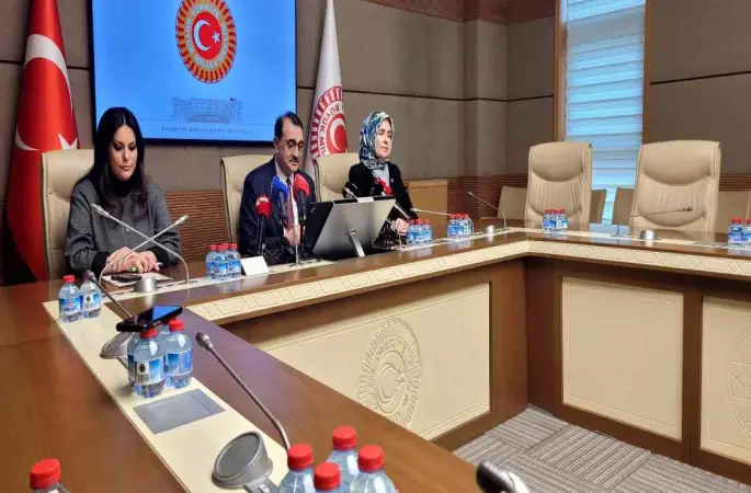 TBMM Yapay Zeka Araştırma Komisyonu Başkanı  Dönmez: "Türkiye, yapay zeka çağında edilgen bir ülke olmayacaktır"
