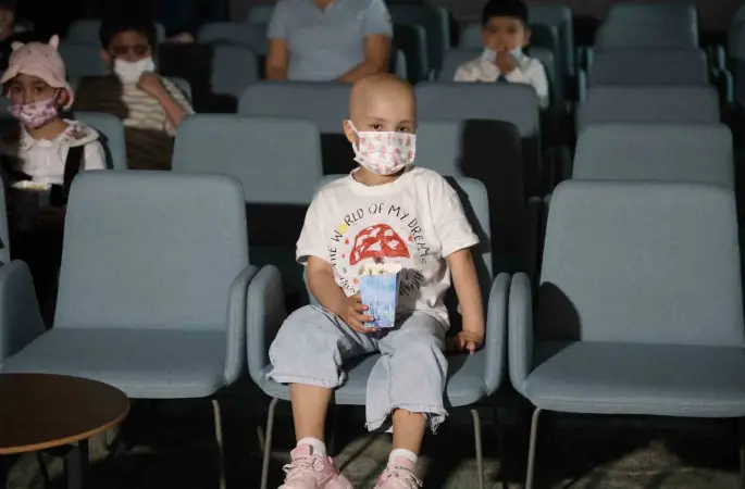 Tedaviye, ‘Sinema’ molası
