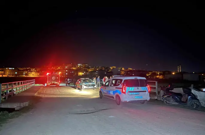 Tekirdağ’da otomobil dereye uçtu
