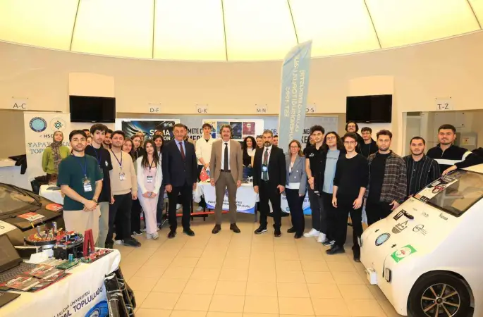 Teknoloji Fuarı’nda sektör temsilcileri öğrencilerle buluştu
