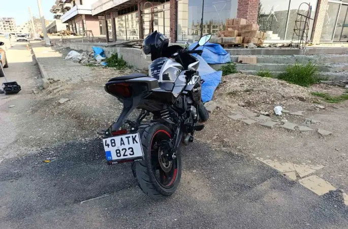 Ticari taksiyle çarpışan motosiklet sürücüsü yaralandı
