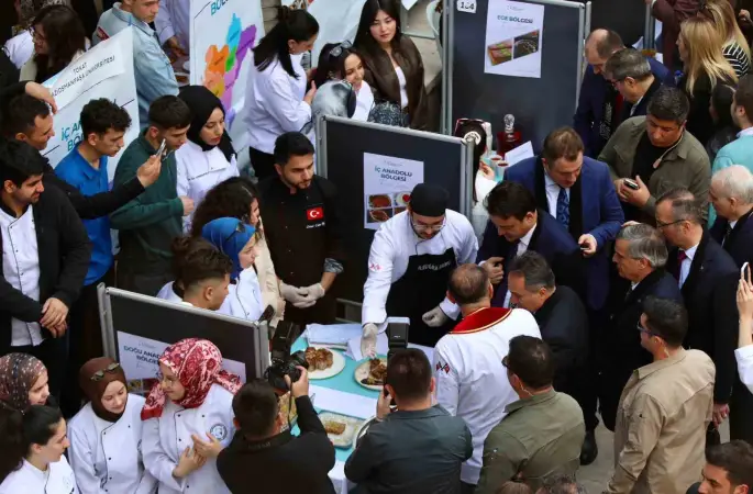 TOGÜ’de okuyan uluslararası öğrencilerden kültür şöleni
