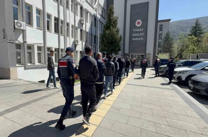 Tokat merkezli silah kaçakçılığı operasyonu: 16 tutuklama
