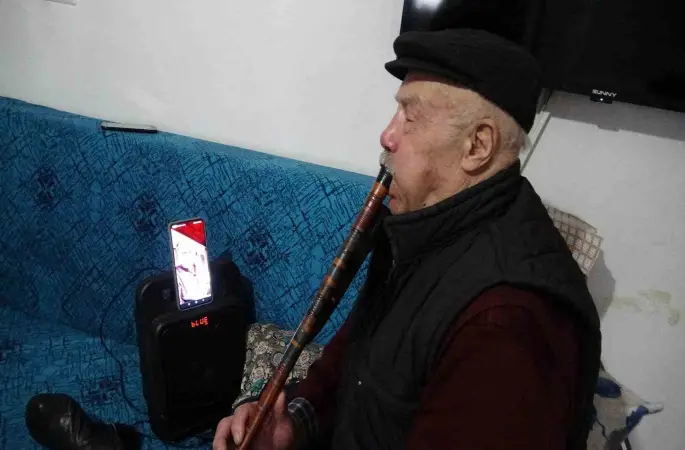 Tokatlı Keleş dayıdan online kaval resitali
