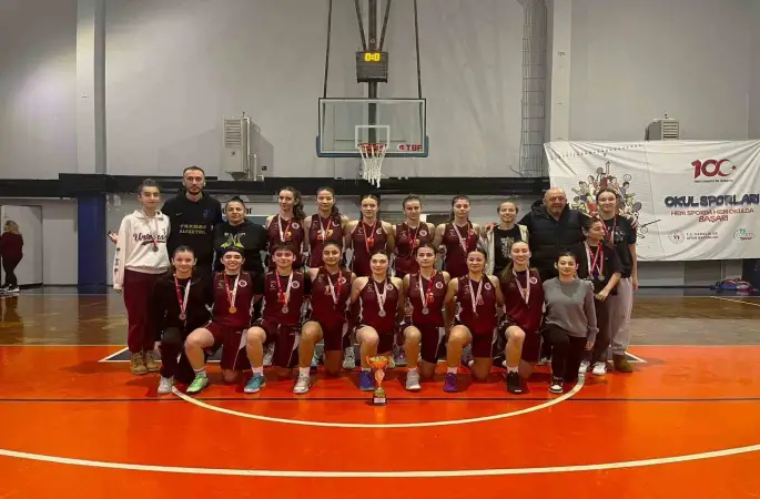 TREDAŞ Spor Kulübü U18 Kız Takımı namağlup il şampiyonu oldu
