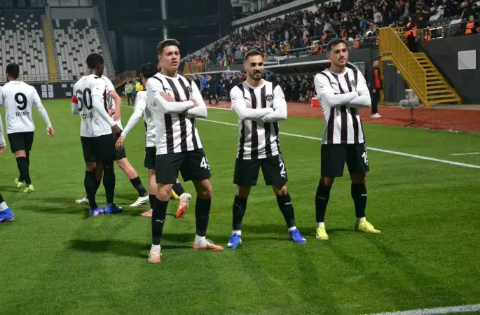 Trendyol 1. Lig: Manisa FK: 4 - Boluspor: 1
