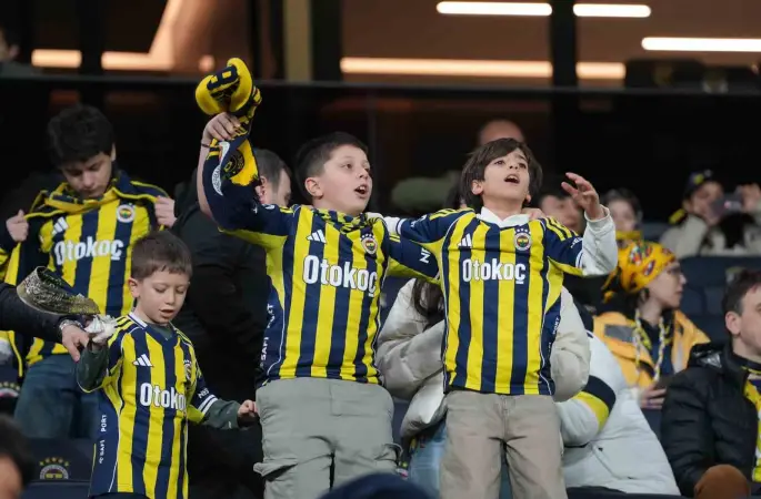 Trendyol Süper Lig: Fenerbahçe: 0 - Gaziantep FK: 0 (Maç devam ediyor)
