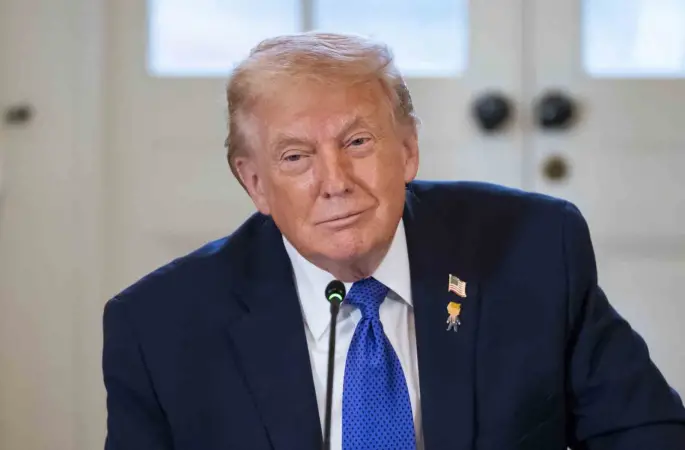 Trump: "İran özgürlüğe bakıyor, ABD yardıma hazırdır"
