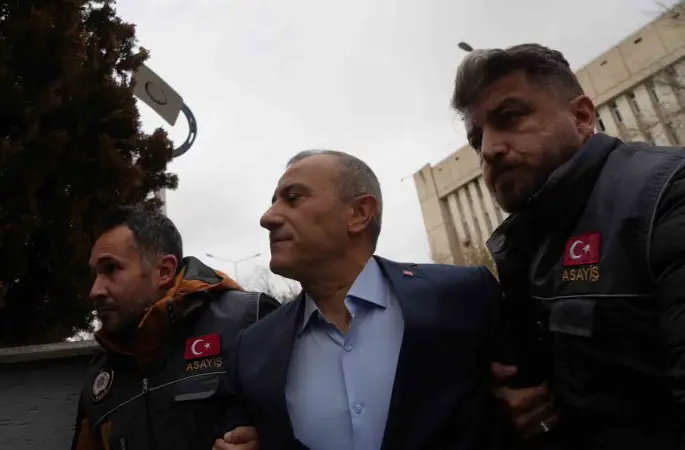 Tuncay Sonel Erzurum Adliyesi’ne sevk edildi
