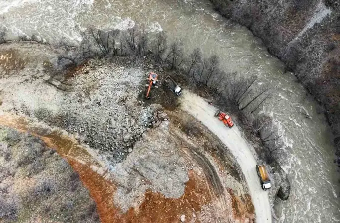 Tunceli-Ovacık yolu trafiğe açıldı
