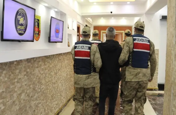 Tunceli’de aranan 2 hükümlü yakalandı, 1 şüpheliye uyuşturucudan işlem yapıldı
