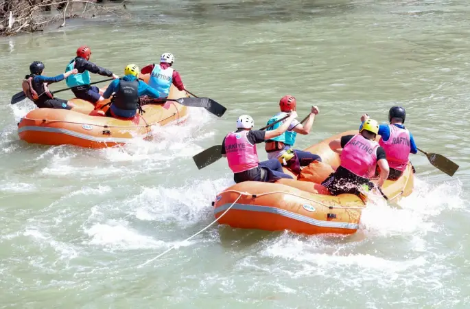 Tunceli’de düzenlenen Türkiye Rafting Şampiyonası son erdi
