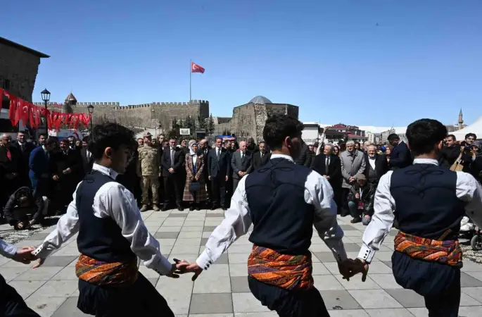 Turizm haftasına görkemli açılış
