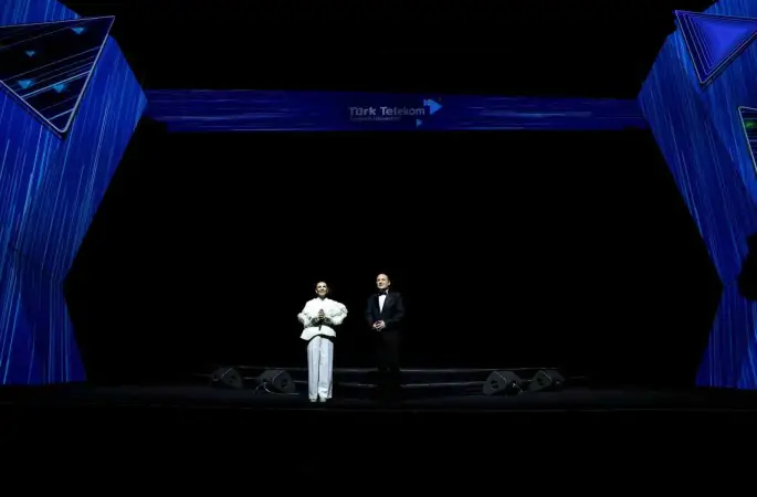 Türk Telekom 5G galasında yıldızlar geçidi
