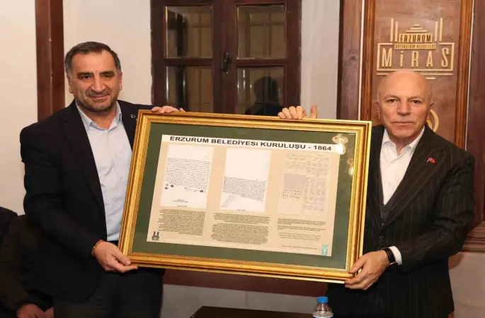 Türkiye Dil ve Edebiyat Derneği, Erzurum Büyükşehir Belediyesi tarihine ışık tuttu
