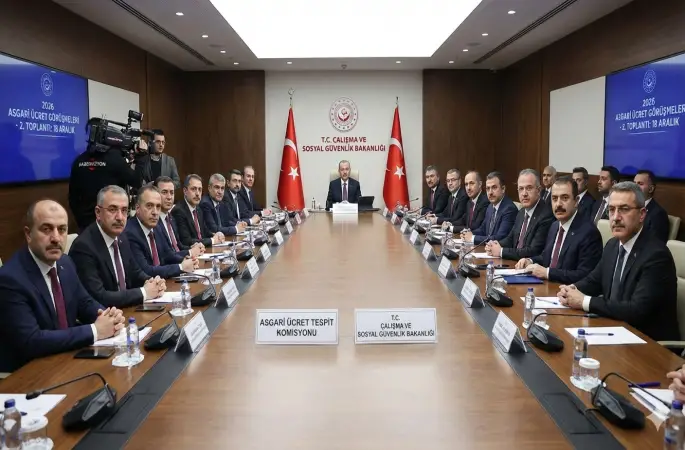 Türkiye'nin Ekonomi Gündemi Isınıyor: Asgari Ücrette İkinci Kritik Virajın Tarihi Netleşti