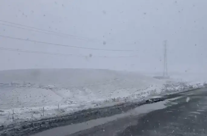 Türkiye’nin en kurak ilçelerinden Karapınar’da kar sevinci

