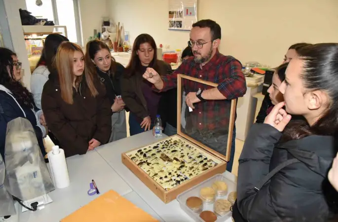 Üniversite adayı öğrenciler Düzce Üniversitesi’ni inceledi
