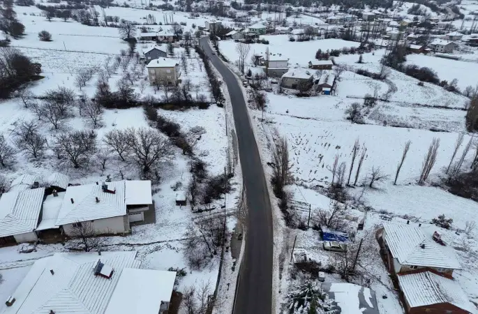 Uşak’ın yüksek kesimleri beyaza büründü
