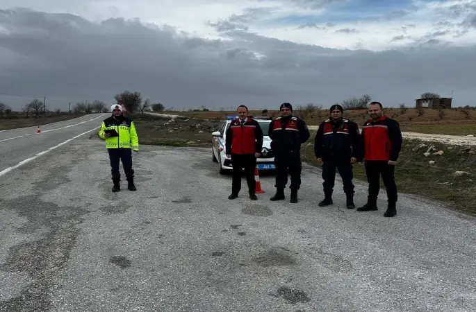 Uşak’ta hayvan sevkiyatlarına yönelik yol denetimi
