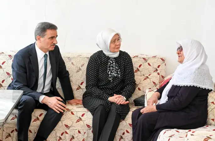 Vali Baruş’tan bayramda vefa ziyaretleri
