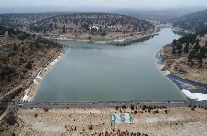 Yağışlarla dolan gölet, binlerce dönüm sulanmadan tekrar boşalacak
