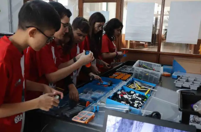 Yalovalı öğrenciler kısıtlı imkanlarla dünya devlerine meydan okuyor
