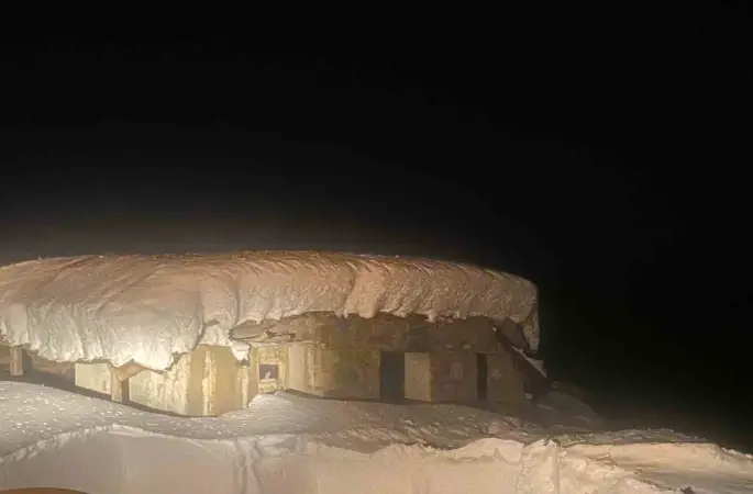 Yanlış ihbar, 15 saatlik mesaiyi boşa harcadı
