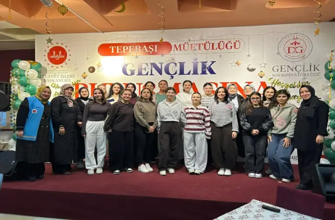 Yetimler ve işitme engelli öğrenciler iftarda buluştu
