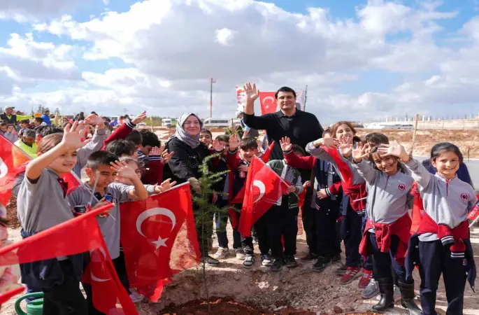 Yılmaz’dan 23 Nisan mesajı
