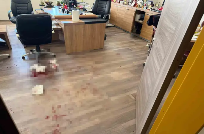 Yozgat’ta öğrenci yakını, okul müdürünü darbetti
