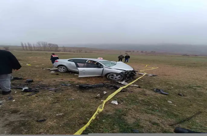 Yozgat’ta otomobiller çarpıştı: 1 ölü, 5 yaralı
