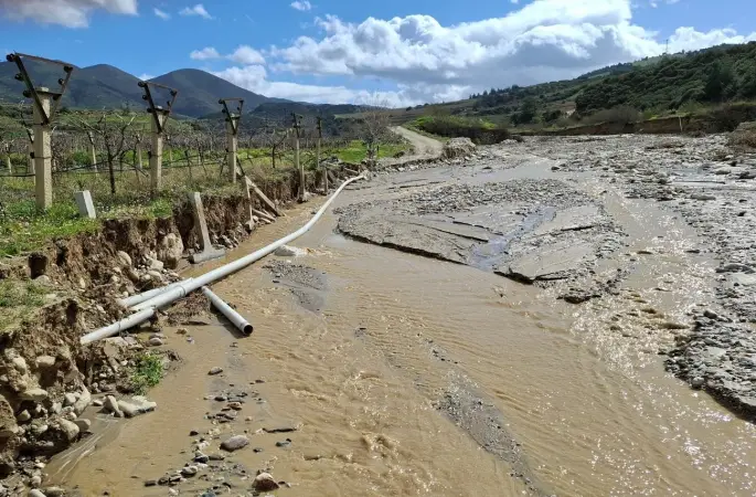 Ziyanlar Mahallesi’nde taşkın alarmı
